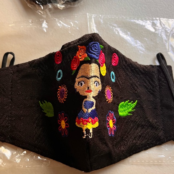 Embroidered Cloth Face Mask Set Portugal Two Brand New Spanish ladies on Black - Picture 4 of 5